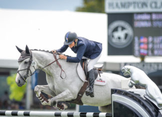 Leslie Howard gana el $35,000 Salamander Hotel & Resorts en Lexington.