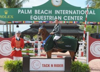 Alex Granato cabalgó con Carlchen W directo a la victoria del $25,000 TackNRider Grand Prix.
