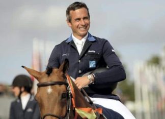 Julien Epaillard repite en el CSI5* Jumping du Chateau de Versailles.