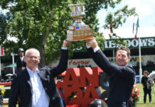 McLain Ward por 1 centésima ganó el $86,600 ATCO Classic en Calgary.