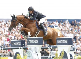Harrie Smolders gana el décimo Gran Premio del Longines Global Champions Tour.