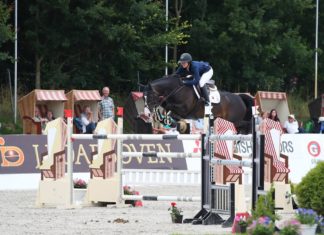 Reed Kessler fácil en el desempate del € 40.000 IDEE Kaffe Preis.