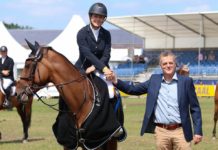 Laura Renwick con el carro en el Baan Twente Mercedes-Benz Price.