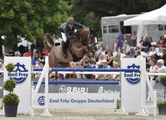 Steve Guerdat comandó el uno-dos suizo en el Gran Premio de Albführen.