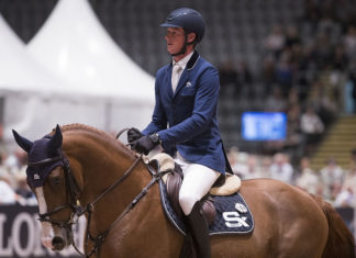 Daniel Deusser gana el Rikstoto GP en Oslo.