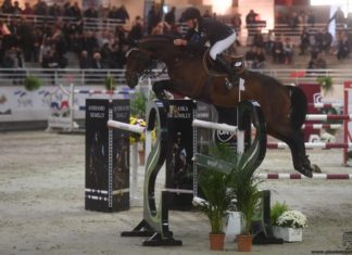 Jerome Hurel brilló en el €25.000 1.45 Pix Ecuriers du Loup Blanc.