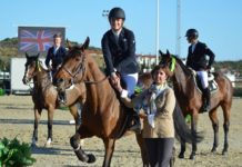 Laura Renwick extiende su dominio al Costa del Sol Equestrian Tour.