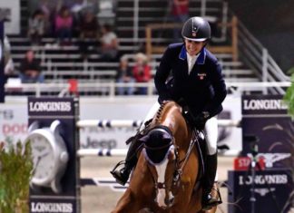 Mandy Porter gana la $100,000 Longines FEI World Cup en California.