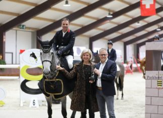 Graham Lovegrove vence maratónica clase en Kronenberg.