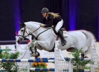 Kristen Vanderveen vuela en el $50,000 Las Vegas National Welcome Speed Classic.