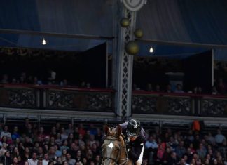 Julien Epaillard gana la Longines FEI World Cup de Londres.