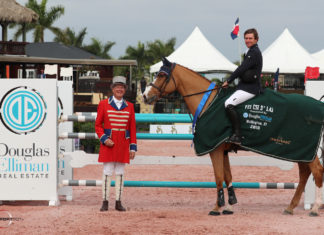 Darragh Kenny cabalga las Dos Fases del $35,000 Douglas Elliman 1.45m Classic.