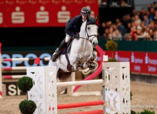 Felix Hassmann mantuvo dominio alemán en el CSI5* Leipzig.