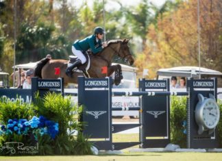 Daniel Coyle gana la $220,000 Longines FEI World Cup Wellington.