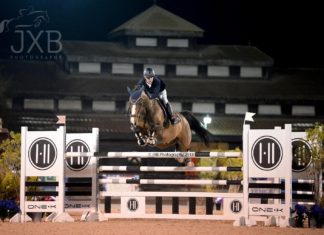 Luis Fernando Larrazabal gana el $25,000 Fox Lea Grand Prix.