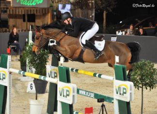 Koen Vereecke barre en casa con el CSI2* Gent.