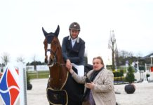 Patrick Lemmen gana el €24.700 Seacon Logistics Prix en Kronenberg.