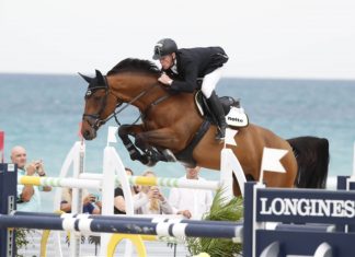 Marcus Ehning vuela en el GCL of Miami Beach.