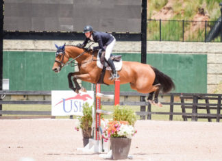 Brian Moggre marca el regreso al ganar el $25,000 Horseware Ireland Welcome Stake.