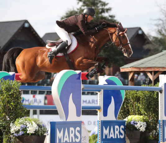 Todd Minikus alza por tercera vez la President’s Cup al ganar la $214,000 WIHS President’s Cup Grand Prix CSI4* presentada por MARS Equestrian.
