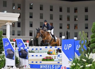 Beat Mändli y Dijon Terdoorn Z volaron a la victoria del $120,000 Wheels Up Grand Prix CSI3*.