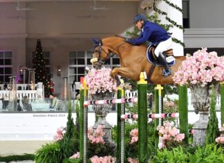 Luis Sabino Gonçalves con el primer Gran Premio del WEC Ocala 2025.