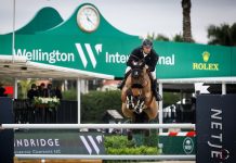 Simon McCarthy voló en el $32,000 FEI4* Dood Technologies 1.50m.