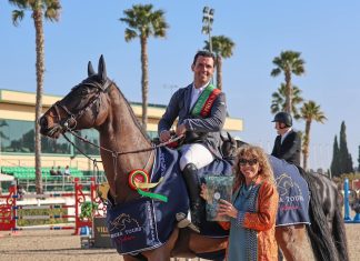 Sergio Alvarez Moya guió el uno-dos para los de casa al vencer en el CS*3 Big Tour Grand Prix en Valencia.