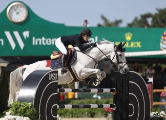 Jessica Springsteen y Naomi van het Keizershof vencen en el $32,000 FEI 1/ST 1.45m Qualifier.