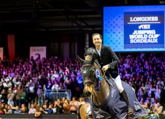 Martin Fuchs se alza con la Longines FEI Jumping World Cup de Burdeos.
